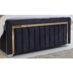 Reflective Beauty: Luna Mirror Bed.