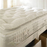 Ultimate Comfort: Pillow Top 2000 Pocket Sprung Memory Foam Mattress.