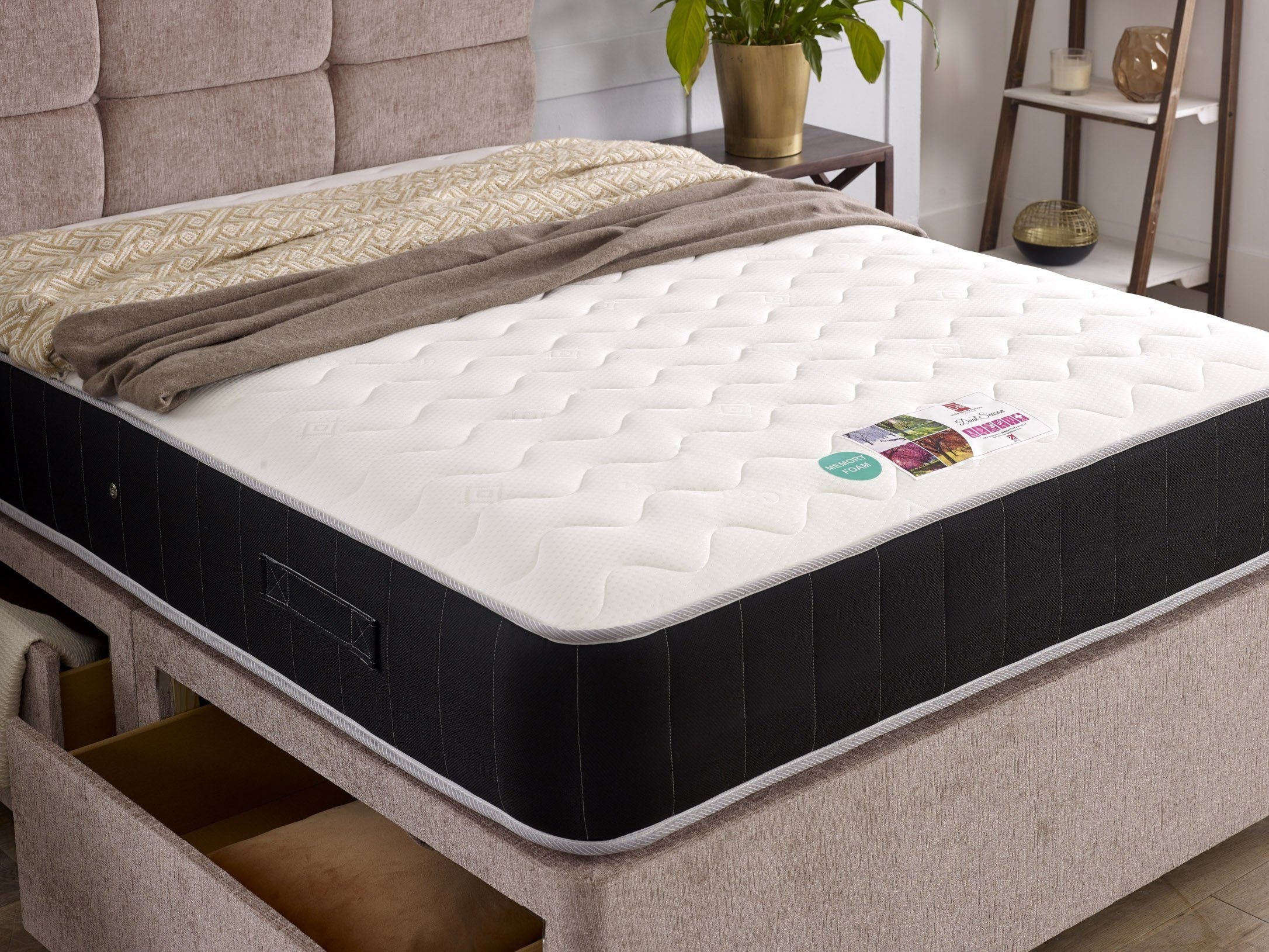 Bed Innovation Dual Season 1000 Pocket Memory Cool Gel Divan Bed Set With Headboard.